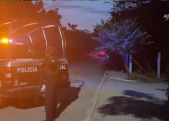 Hallan cuerpo en descomposición cerca del periférico de Juchitán