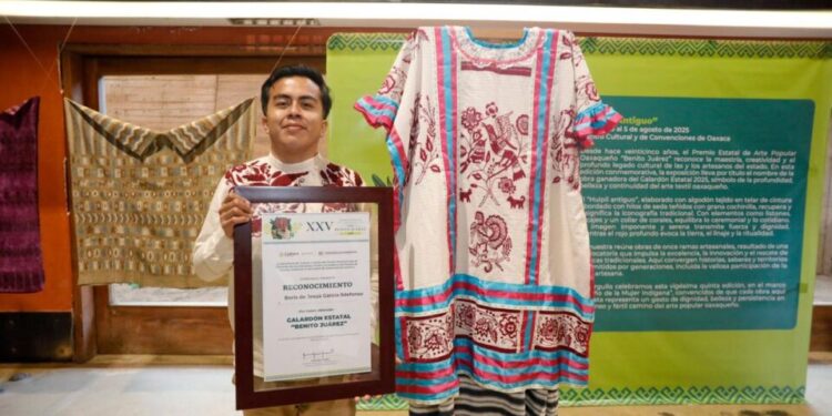 Entregan el Premio de Arte Popular “Benito Juárez”; son 51 reconocimientos