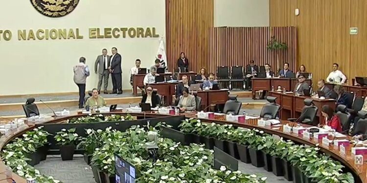 La mayor multa fue para el Partido del Trabajo, que deberá cubrir 13 millones 369 mil 778 pesos.