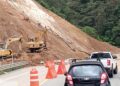 Foto: internet // La súper carretera a la Costa registra nueal menos ocho tramos con obras de rehabilitación.