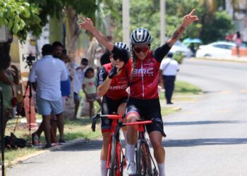 Lorena Villamizar, de Pato Bike, ganadora de la cuarta etapa.