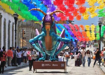 Foto: Adrián Gaytán // Las bases impusieron las características de la escultura, a pesar de que se señala que sería muestra del arte popular.
