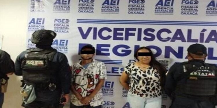 ¡Caen narcos y proxenetas en bar de Ejutla! Dos menores eran explotadas entre drogas y armas