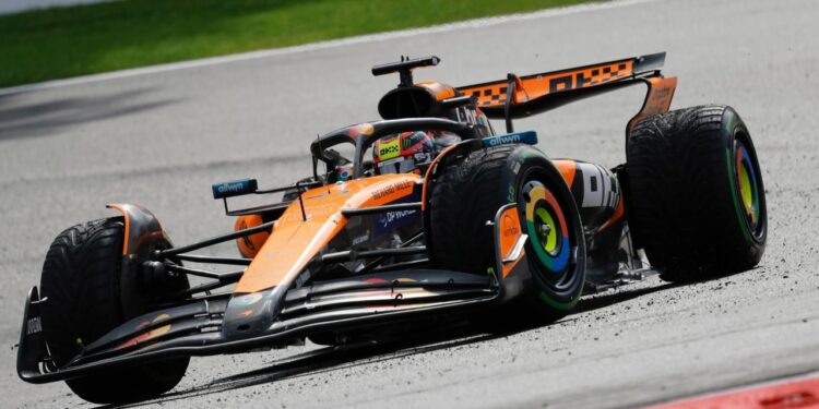 Piastri y Norris impulsan a McLaren a la cima