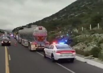 ¡Asesinato en carretera! Balean a chofer de tráiler