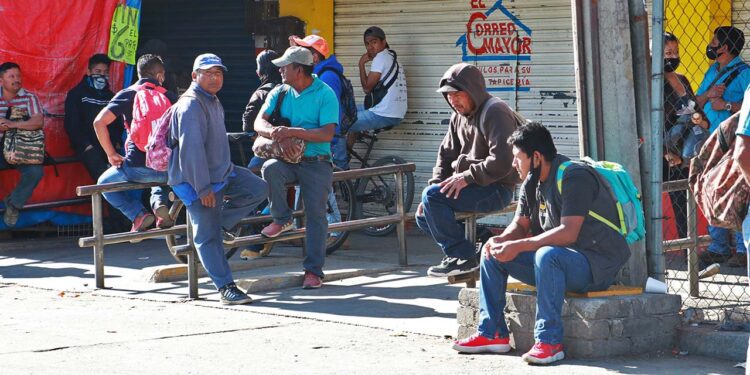 Empleo formal en México sigue cayendo