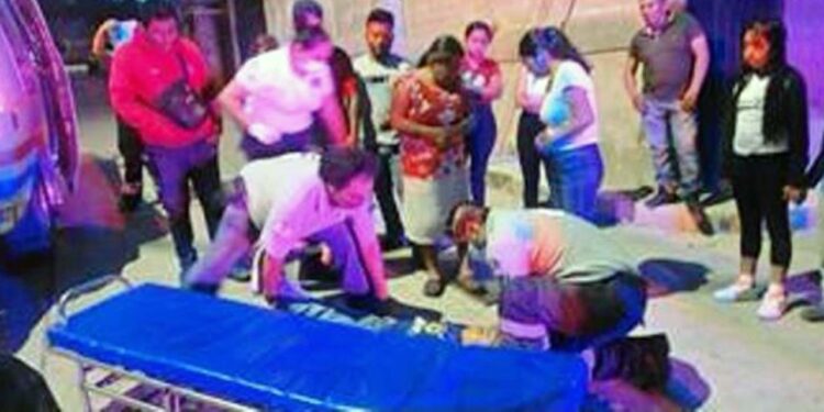 Un niño de 8 años fue atropellado en Huajuapan.