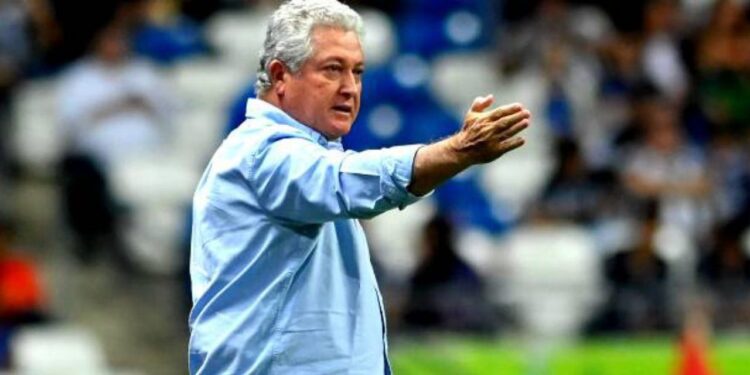 El “Rey Midas” dice adiós al banquillo tras más de 30 años de éxito