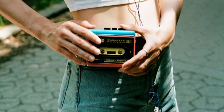 Walkman: 46 años del icónico reproductor que revolucionó la forma de escuchar música
