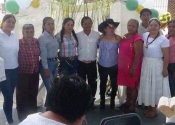 Emotiva despedida al Padre Chanito en Santa María Tonameca