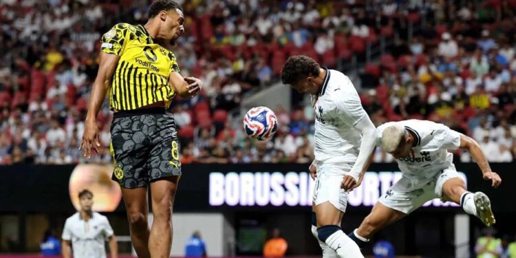 Rayados encaró al Dortmund; falta de contundencia los deja afuera
