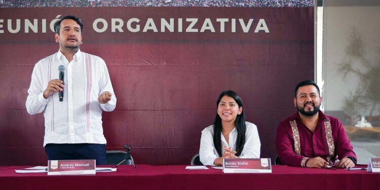 Andy en Oaxaca se placea en Oaxaca; ajusta tuercas en Morena