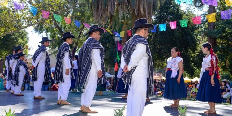 Definitivo, tras redadas, suspenden Guelaguetza en Madera, California