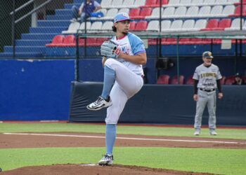 El pitcher ganador fue Robert Dugger.