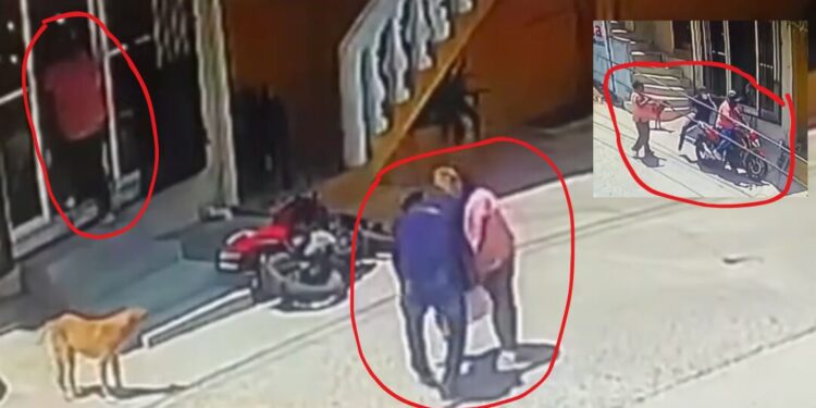 VIDEO ¡Asalto a mujeres a plena luz del día en Salina Cruz exhibe crisis de seguridad!