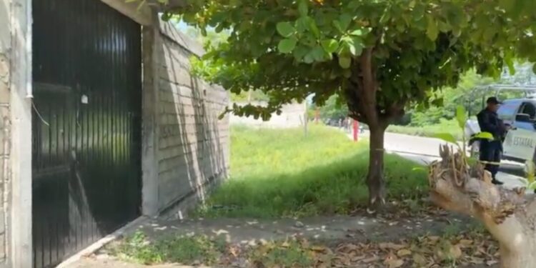 ¡Crimen atroz! Macabro mensaje: ejecutan y embolsan a dos en Juchitán