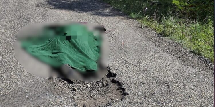 ¡Bache Mortal en La Marmolera! Motociclista muere al caer en trampa vial en Tehuantepec