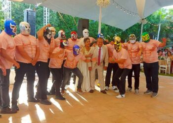Bodas de Oro tuvieron Juana Ortiz Balderas y César Pérez Aguilar.