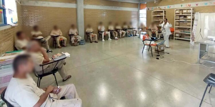 El taller es coordinado por María Leticia Cruz López, directora de Cultura de Paz de la Sego.