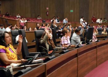 El Congreso del Estado aprobó dos exhortos para la protección y defensa del patrimonio cultural colectivo de Oaxaca.