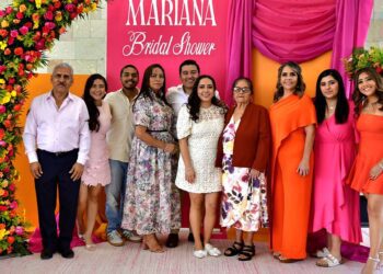 Fotos: Rubén Morales // Familiares de Mariana se dieron cita para acompañarla en esta etapa tan especial.