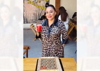 Fotos: Rubén Morales // La guapa Evelyn Ricárdez lució radiante y feliz por un año más de vida.