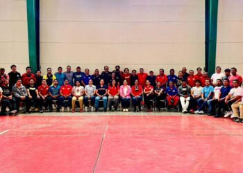 La foto del recuerdo de participantes y organizadores.