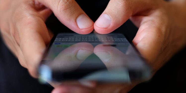 Pidieron no poner en riesgo la información por un préstamo fácil.
