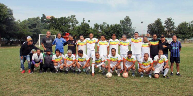 Fotos: Hermenegildo Flores // Santa Cruz se quedó con el triunfo de la Liga Solidaridad.