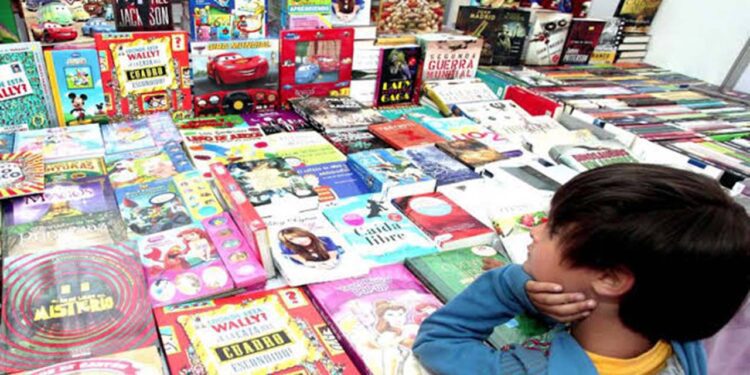 La FIELO contará con la participación de alrededor de 50 librerías estatales y nacionales y más de 60 editoriales.