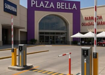 En Plaza Bella se han comenzado a ubicar agujas de acceso, máquinas para despachar boletos electrónicos y alcancías de pago.