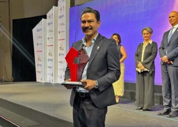 El reconocimiento fue recibido por el presidente municipal Ray Chagoya.