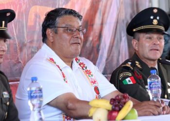 Foto: Leobardo García Reyes // Luego de casi dos décadas, Sergio Ramírez regresó a Juquilita a cumplir su promesa.