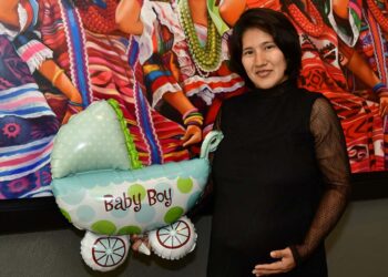 Fotos: Rubén Morales // Carina María se mostró muy contenta por la próxima llegada de su segundo hijo.