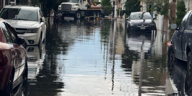 El SMN había alertado que este jueves 14 de agosto CDMX y Edomex enfrentarán lluvias de intensidad extraordinaria.