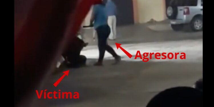 Video muestra a madre golpeando a otra hija tras muerte de bebé rescatada: indignación y exigencia de justicia