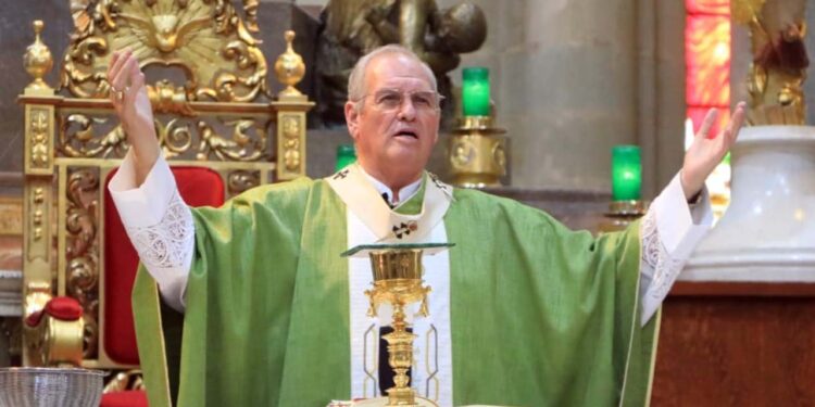 Foto: Adrián Gaytán // Convocó a las y los presentes a esforzarse para agrandar a Dios y conseguir la salvación.