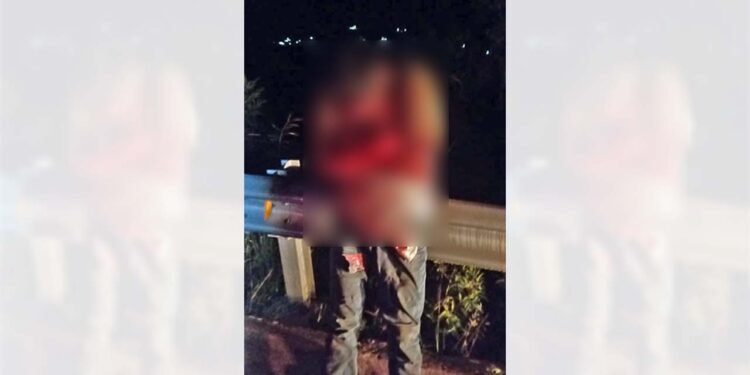 Derrapa en carretera a Cacaloxtepec.