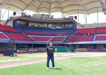 Fotos: Leobardo García Reyes // Desde su llegada, José Francisco ha estado atento al desarrollo del equipo.