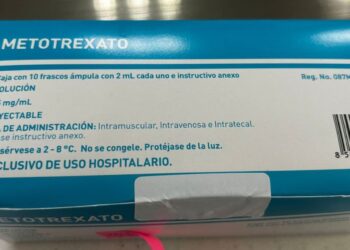 Censuran entrega de fármaco cubano contra el cáncer