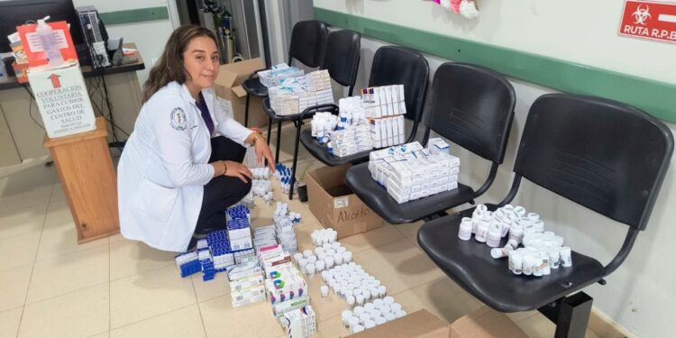 El viernes, fin a la falta de medicinas; hospitales, con 80% de fármacos