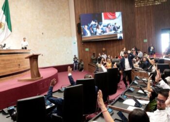 Revocación de mandato de Jara enciende al Congreso; costaría 350 mdp
