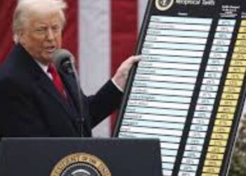 En vigor, nuevo impuesto de Trump a 90 países; es la guerra