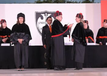 Realiza Universidad Anáhuac Oaxaca ceremonia de investidura rectoral a Caroline Mendoza Leclere