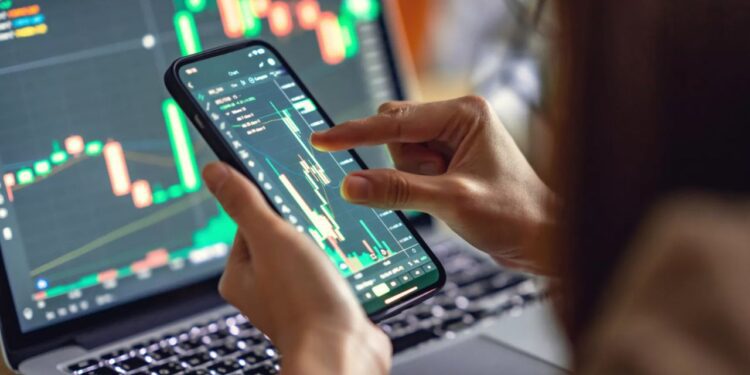 Inversiones online: tres advertencias antes de empezar a hacer trading