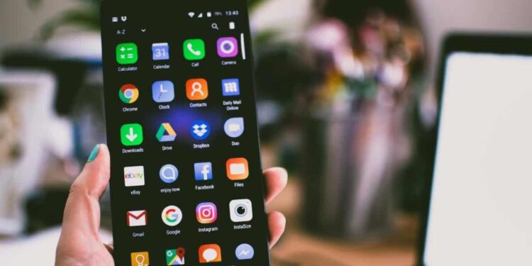 7 tendencias digitales que transformarán los negocios tradicionales en 2025