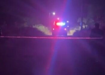 ¡Ejecutado en Tehuantepec! Hallan a hombre con disparo en la cabeza en colonia Flor de Azalea