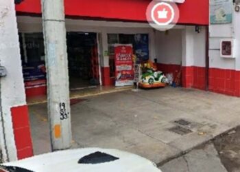 Elementos de la Policía Municipal le dieron alcance al sujeto y quedó detenido.