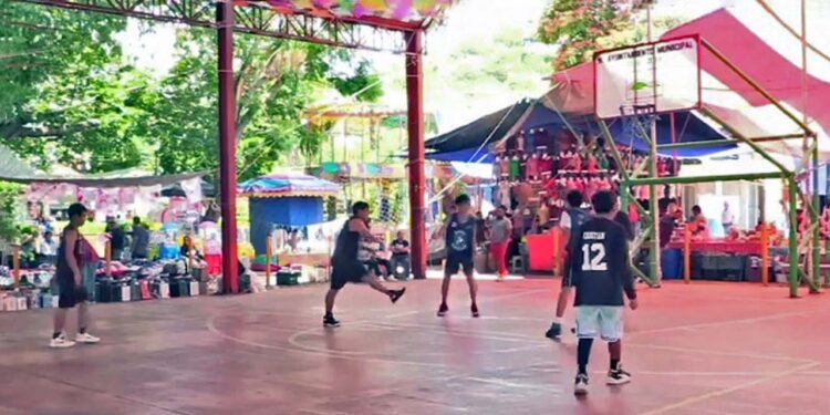 Equipos de Tlaxiaco, Yeloxtlahuaca y de CDMX hicieron presencia en el torneo “Gran Copa Asunción 2025”.