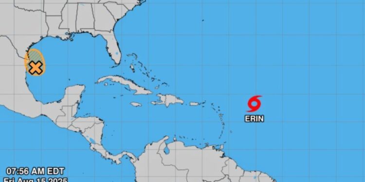 Bastó un día para que Erin pasará a huracán categoría 5
